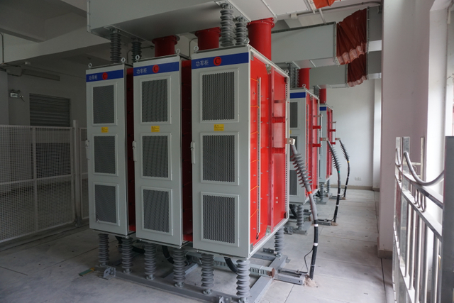 Générateur de var statique refroidi par air intérieur Sinopak 6.6kV pour le démarrage du compresseur