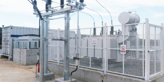 Quels sont les avantages du STATCOM refroidi par air pour les applications industrielles ?