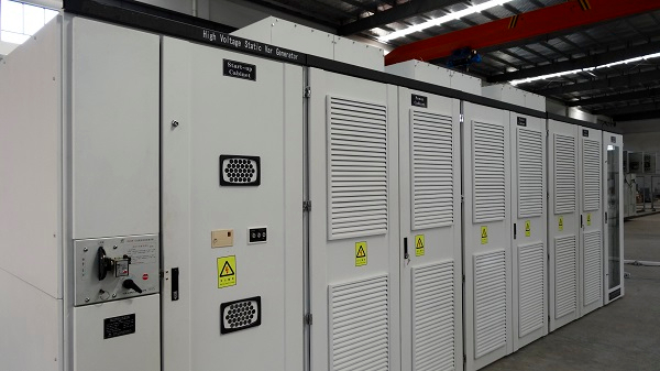 Générateur de var statique refroidi par air intérieur Sinopak 3kV pour ferme solaire